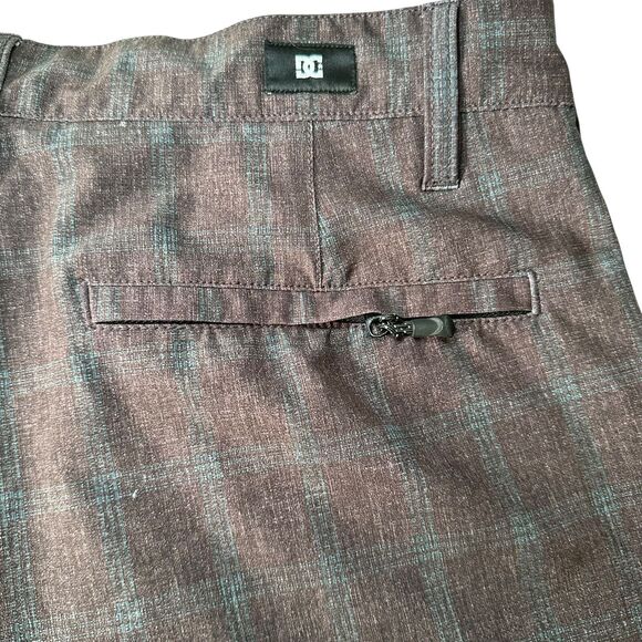 DC Shoes Skate Board Shorts Men’s Size 32 Black Swim Trunks Back Pocket Y2K - Picture 3 of 4